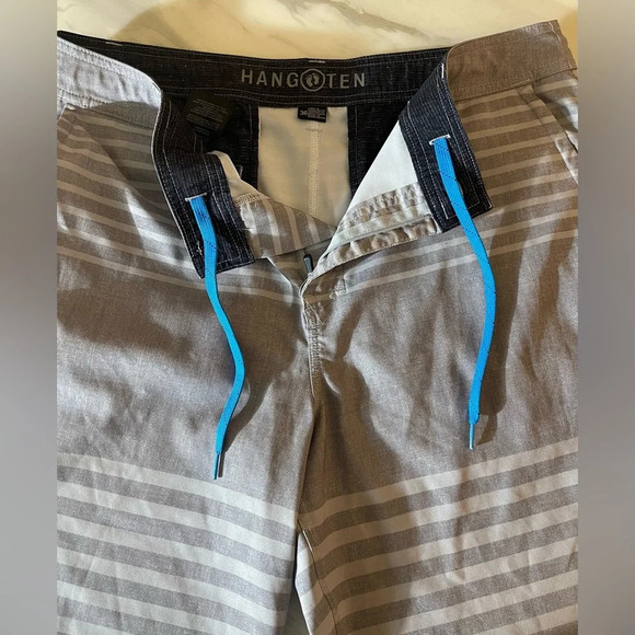 Hang Ten Gray Striped Board Shorts Size 36 Modern Fit Hybrid Swimwear - Picture 5 of 6